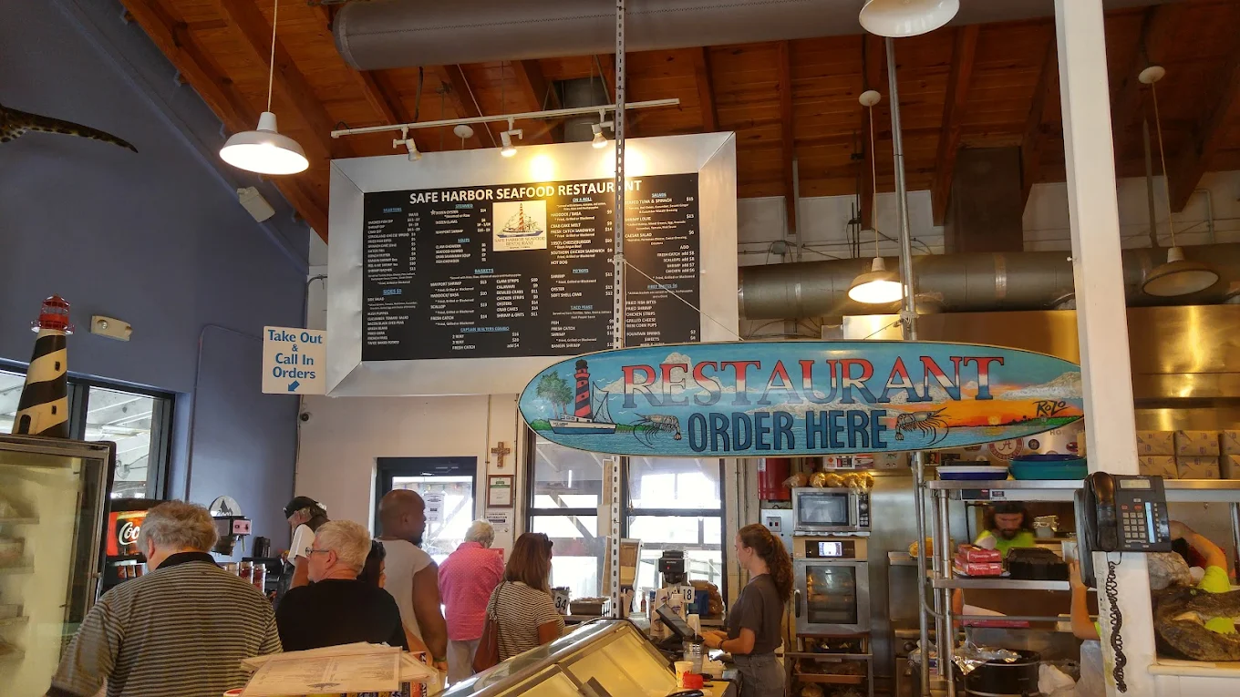 Safe Harbor Seafood Market & Restaurant – Jax Beach / Mayport Village 7 unnamed - 2025-11-18T220453.795