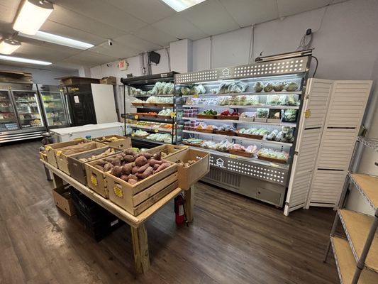 Produce displays inside Mabuhay Asian Market