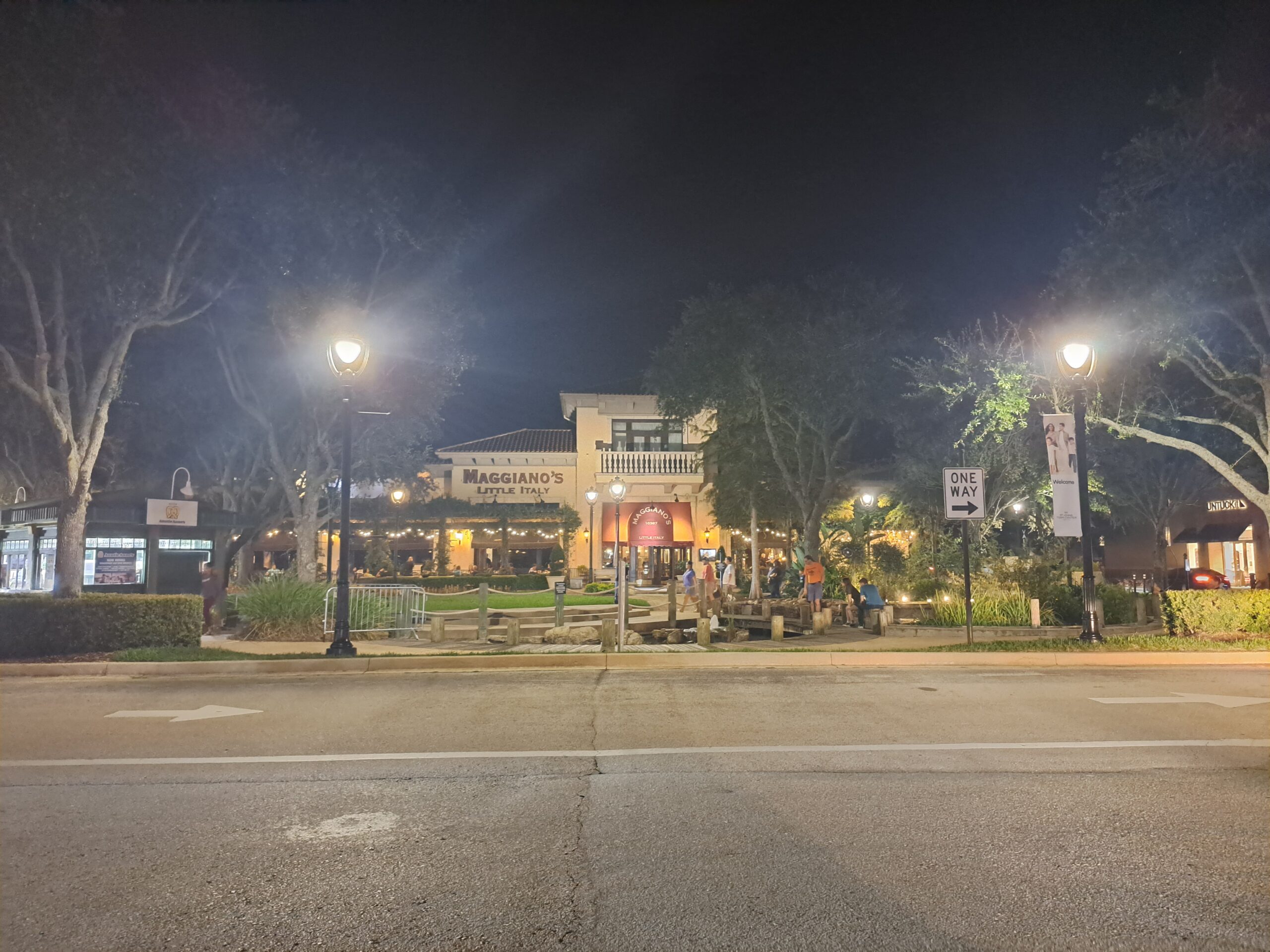 Outdoor shopping and dining area at St. Johns Town Center in Jacksonville